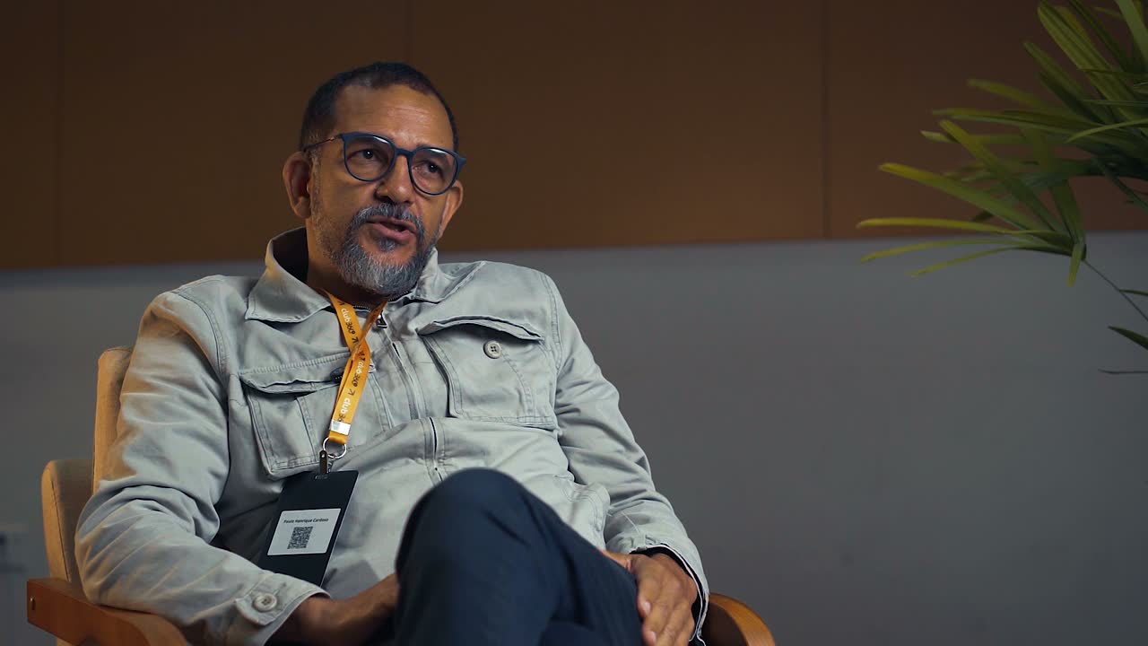 CóPia De     Paulo Henrique, Implantodontia em Poções, BA, em depoimento para a Smile University